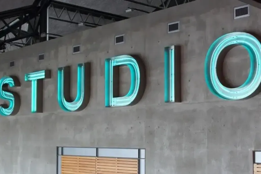 How Led Signs Improve Visibility For Construction Businesses in Garland TX